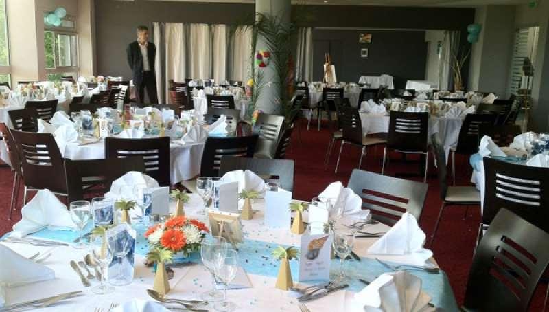 Brit Hotel Golfhotel Saint Samson Pleumeur-Bodou Restaurant foto